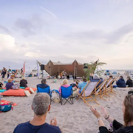 Gemuetliche Ferienresidenz Mit Meerblick Ueber Wundervolle Luebecker Bucht * Timmendorfer Strand